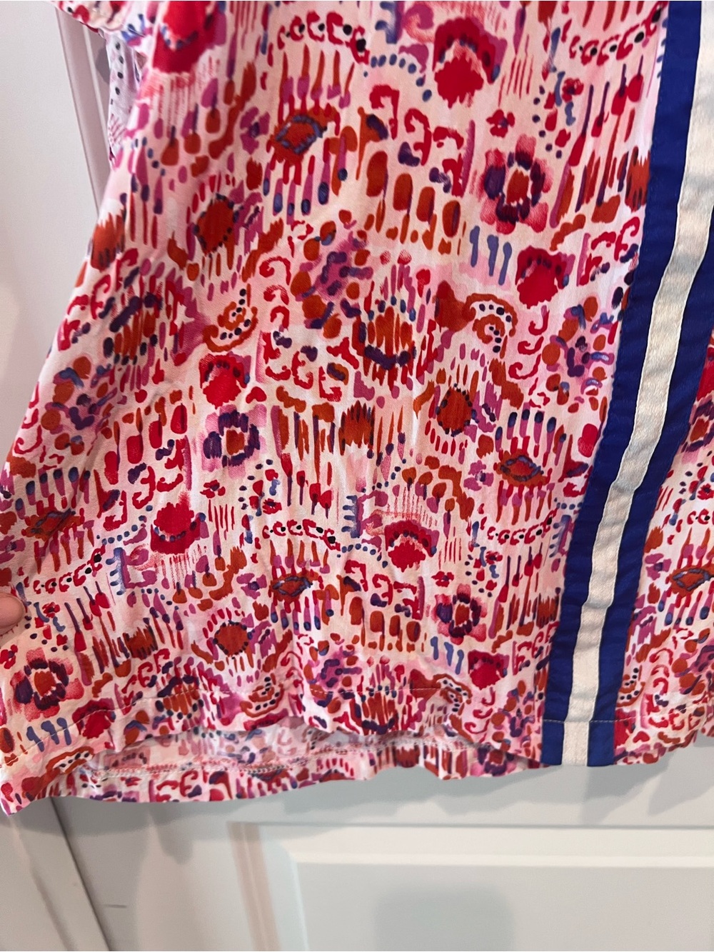 THML Pink and Red Printed Blouse with Blue Trim Size Large - Picture 16 of 16